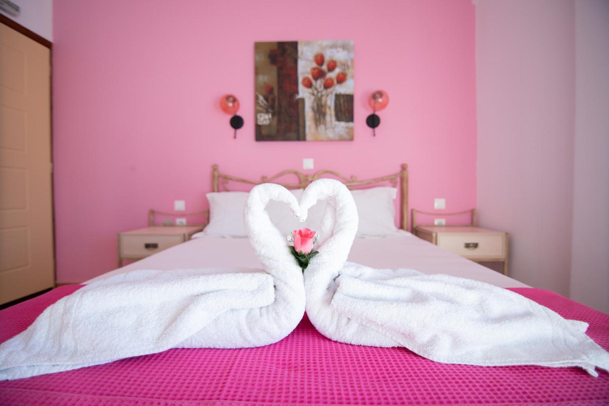 Coralli Rooms & Restaurant エラフォニソス エクステリア 写真