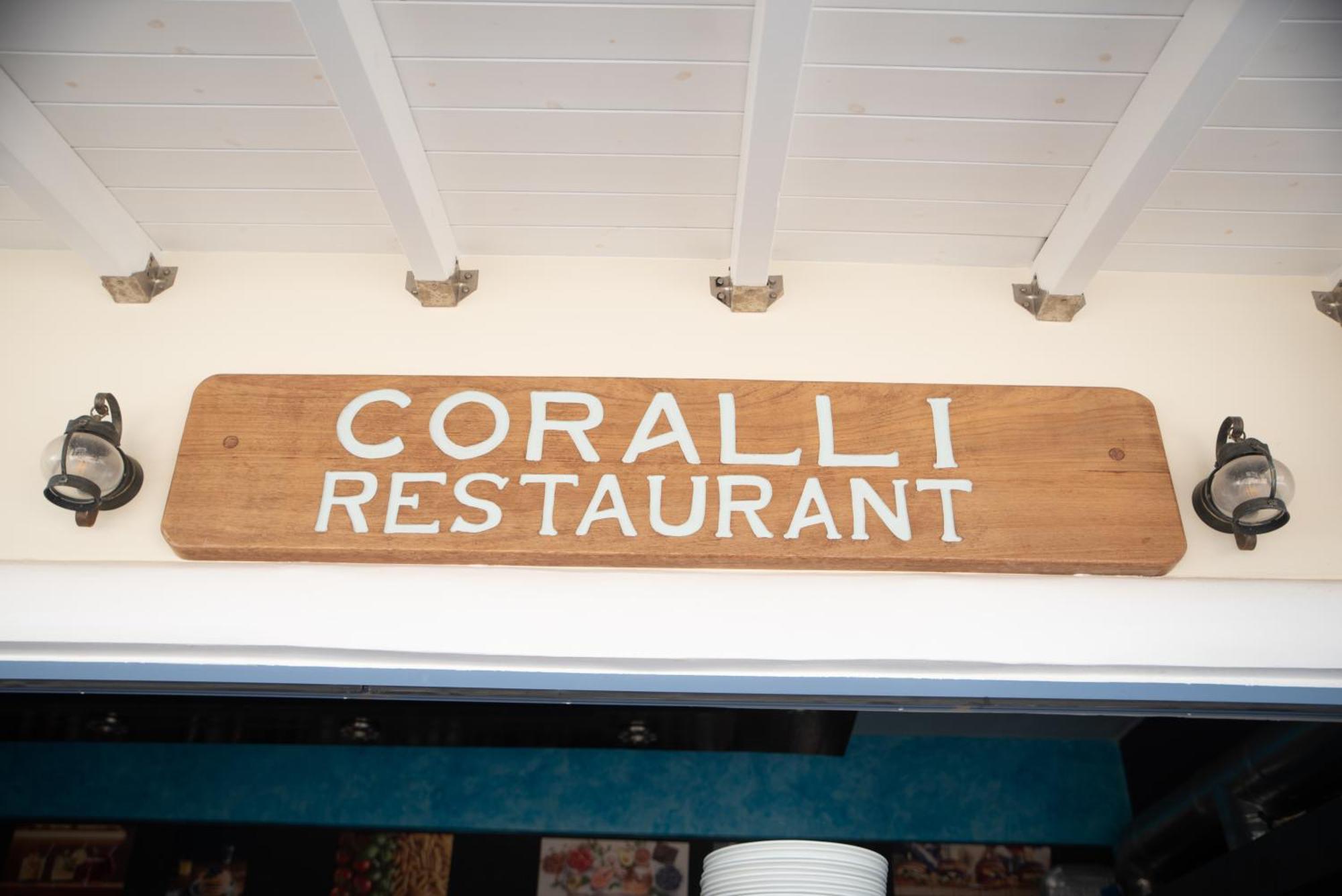 Coralli Rooms & Restaurant エラフォニソス エクステリア 写真